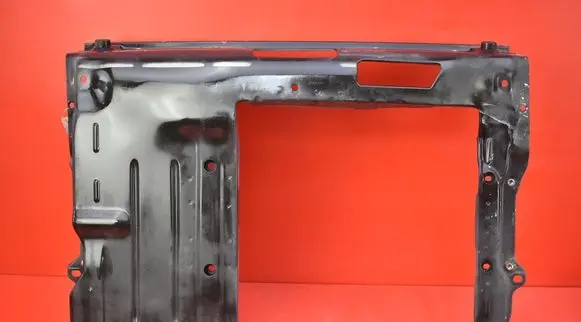 Volkswagen Fox Front bodywork piece 