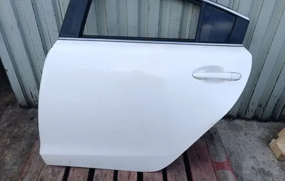 Mazda 6 Rear door
