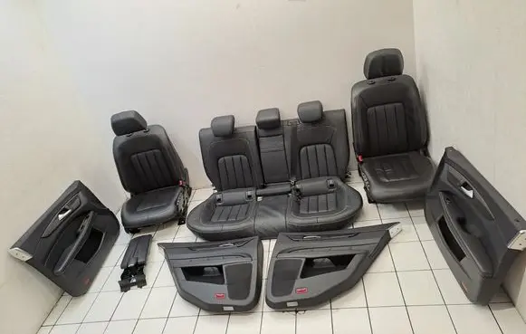 Mercedes-Benz CLS C218 X218 Interior set 2128603502 2128602402 A2188600269