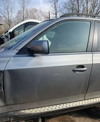 BMW X3 E83 Front door 