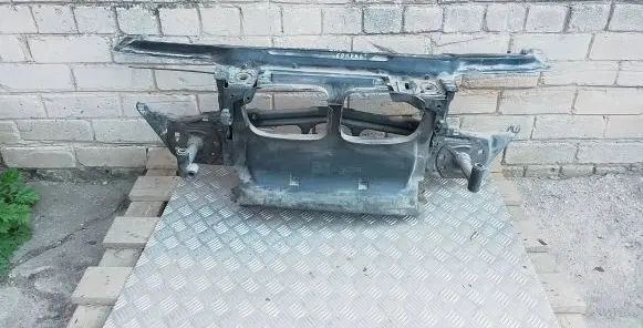 BMW 3 E46 Radiator support slam panel