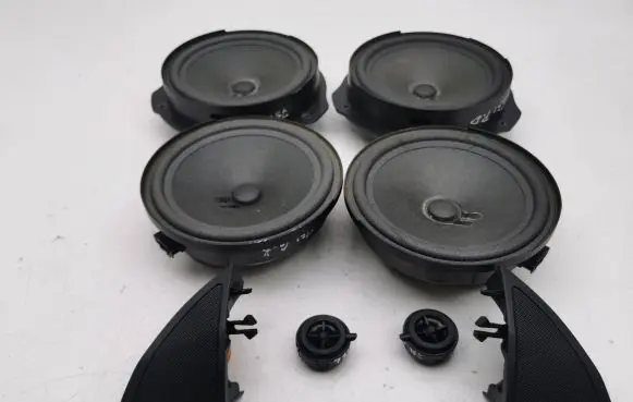 Mercedes-Benz CLS C218 X218 Audio system kit A2187200146 A2128202402 A2128200076