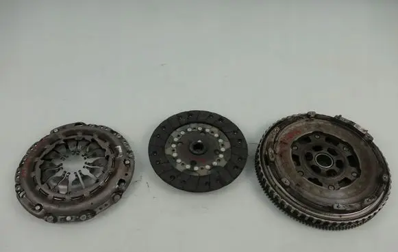Nissan Qashqai Clutch set kit 123104593R