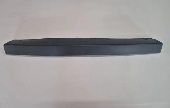 Renault Kangoo II Rear bumper trim bar molding 8200436724