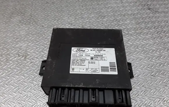 Ford Focus Comfort/convenience module 98AG15K600DB 5WK47230B