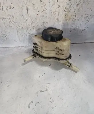 Nissan Murano Z51 Power steering fluid tank/reservoir