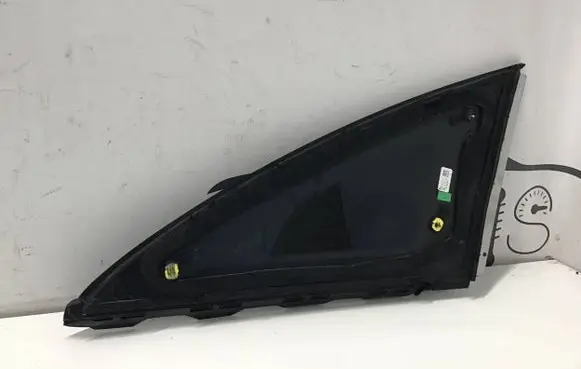 Mercedes-Benz EQE v295 Rear side window A2956702100