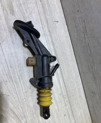 Ford Transit Custom Clutch slave cylinder GK217A542AA