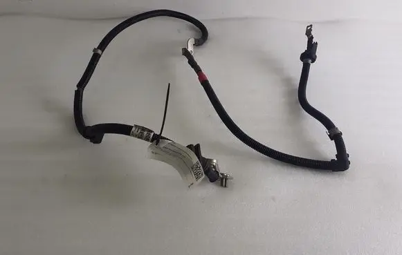 Mini Cooper Countryman F60 Positive cable (battery) 8654635