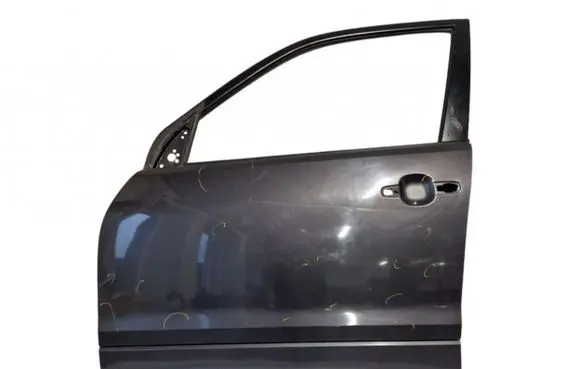 Suzuki Grand Vitara II Front door