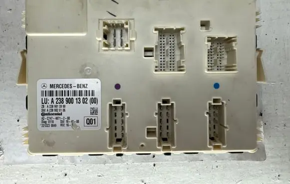 Mercedes-Benz E W238 Sunroof control unit/module A2389001302 A2389020106 A2389012800