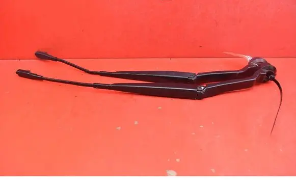 Ford Escape III Front wiper blade arm CJ5417B589AE
