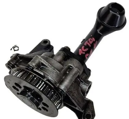 Volkswagen Golf VI Oil pump 03l115105b