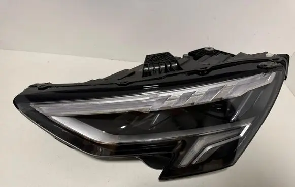 Audi A3 8Y Headlight/headlamp 8Y0941033