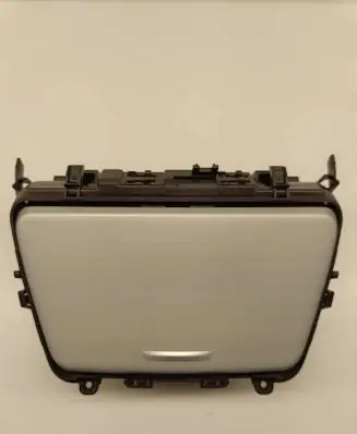 Cup holder front