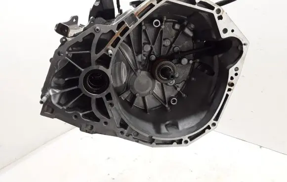 Dacia Duster II Manual 6 speed gearbox TL8015