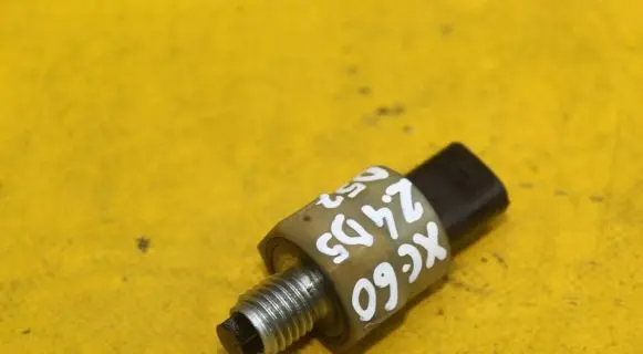 Volvo XC60 Oil pressure sensor 9487295AA