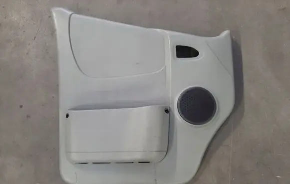 Renault Trafic II (X83) Front door card panel trim 7700313074