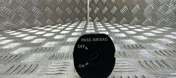 Land Rover Range Rover Sport L320 Passenger airbag on/off switch YWL500050PVJ