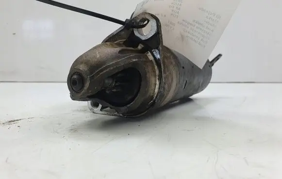Audi A8 S8 D2 4D Starter motor BOSCH