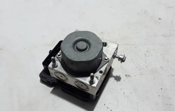 Renault Zoe ABS Pump 476603924R