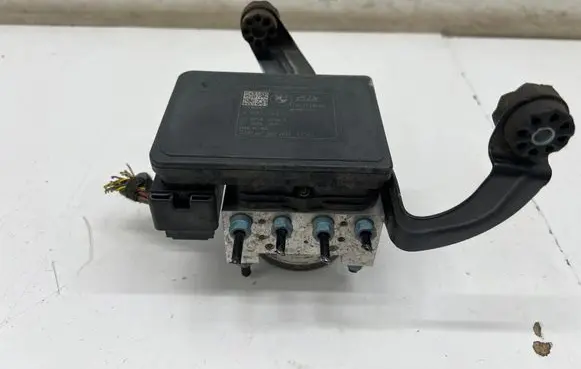 BMW 1 F20 F21 ABS Pump 6887741