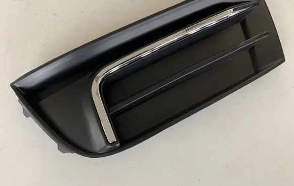 Audi A3 S3 8V Front bumper lower grill 8V5807671B 8V5807671B9B9