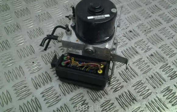 BMW 1 E81 E87 ABS Pump 679152101 676977901