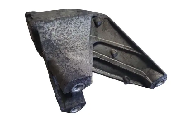 Audi A6 S6 C6 4F Engine mounting bracket 4F019930N