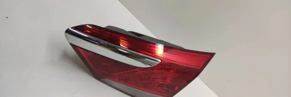 Hyundai i40 Tailgate rear/tail lights 924043Z001