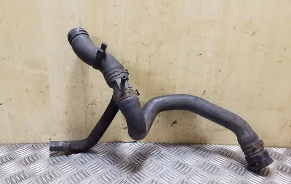 Volkswagen Touran I Engine coolant pipe/hose 1K0121096AE
