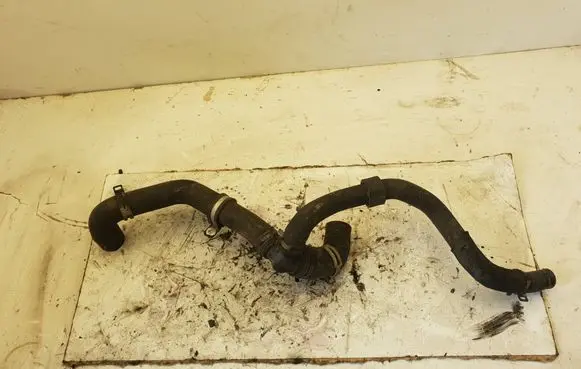 Mercedes-Benz C W205 Engine coolant pipe/hose A2058301502 1625416