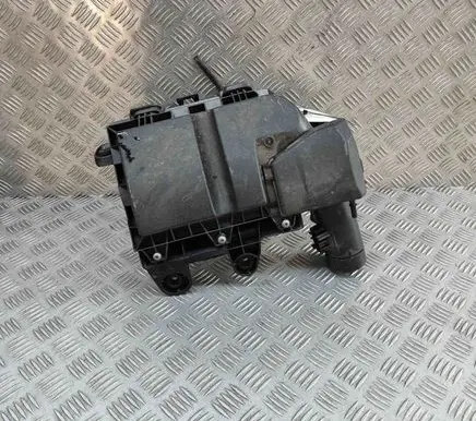 Peugeot 5008 II Air filter box 9828002080