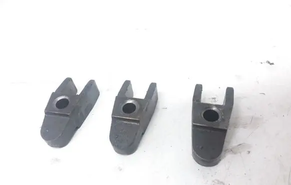 Mercedes-Benz C W202 Fuel Injector clamp holder