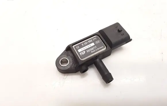 Fiat Bravo Exhaust gas pressure sensor 55198717 0281002771
