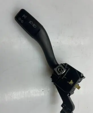Audi A3 S3 8P Indicator stalk 8P0953513A 049896048 4999911400900