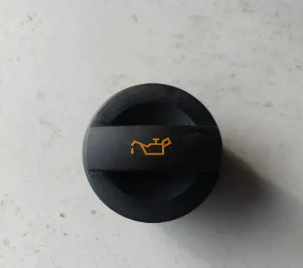 Audi A6 C7 Oil filler cap 06C103485N 069103485N