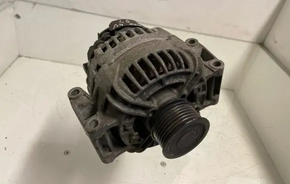 Audi A4 S4 B6 8E 8H Generator/alternator 06B903016P 0124515059