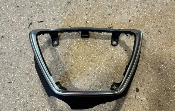 Audi A6 S6 C8 4K Steering wheel trim 4K0419689A 4KE419091S