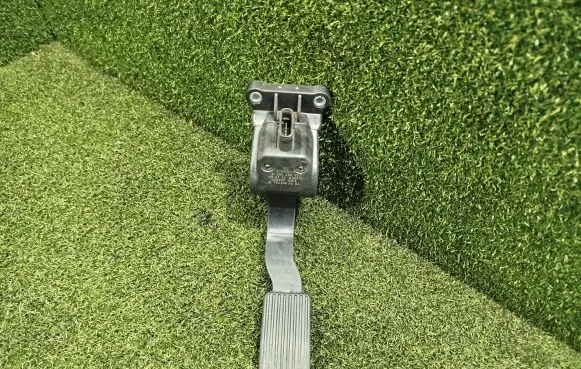 Volkswagen Crafter Accelerator throttle pedal 0280755023 A9063000404