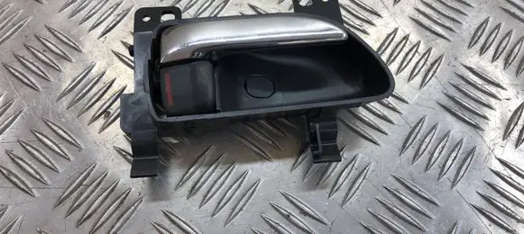Subaru Forester SH Front door interior handle