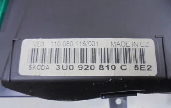 Skoda Superb B5 (3U) Speedometer (instrument cluster) 3U0920810C
