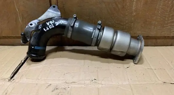 Volvo V40 Intercooler hose/pipe AV6Q9351AD