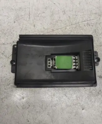 Volkswagen New Beetle Heater blower motor/fan resistor 1J0819022
