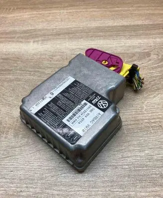 Volkswagen Tiguan Airbag control unit/module 5N0959655A 39113519 WITHPLUG