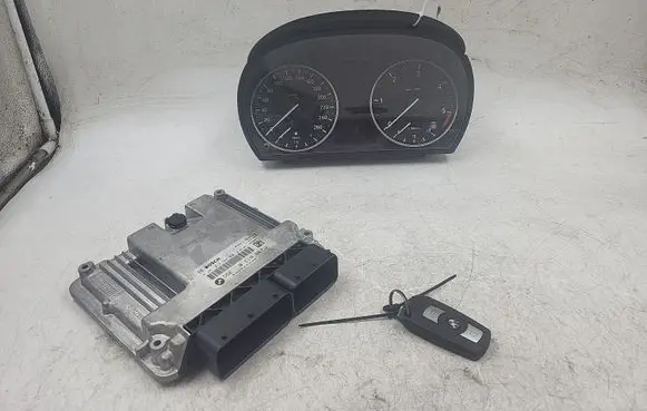BMW 3 E90 E91 Engine ECU kit and lock set 9242346
