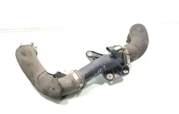 Audi A5 8T 8F Intercooler hose/pipe 8K0145673E 0281002401 038906051C