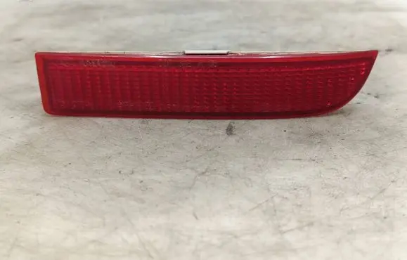 Toyota Avensis T270 Rear tail light reflector E43020009 R1152