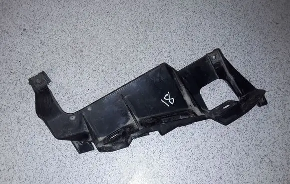 Headlight/headlamp mounting bracket