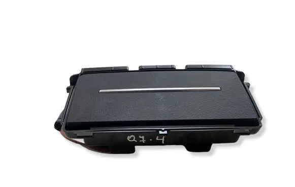 Audi Q7 4M Ashtray (rear) 4M0864061